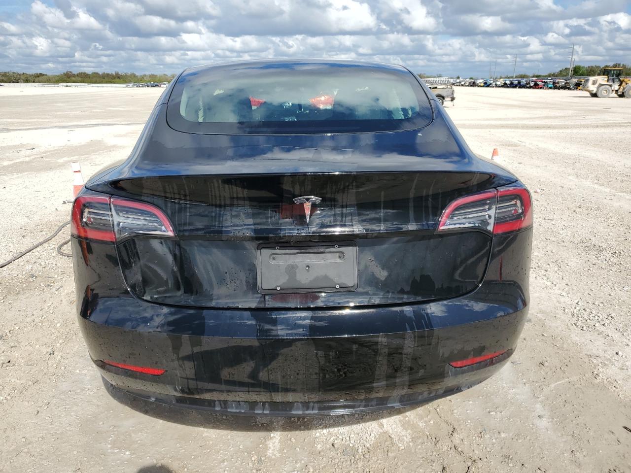 2022 Tesla Model 3 VIN: 5YJ3E1EAXNF371701 Lot: 77428714