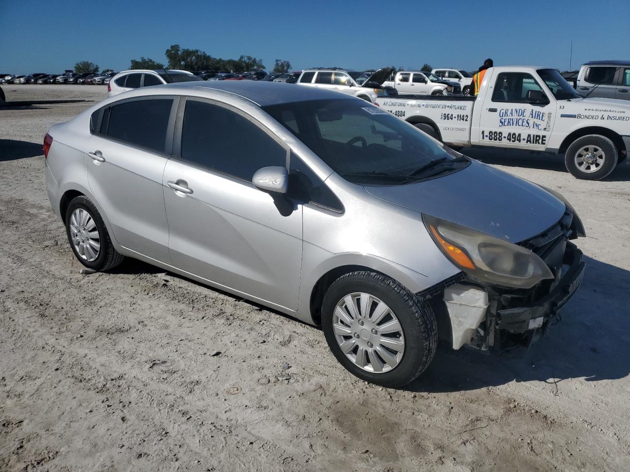 2013 Kia Rio - Image 4
