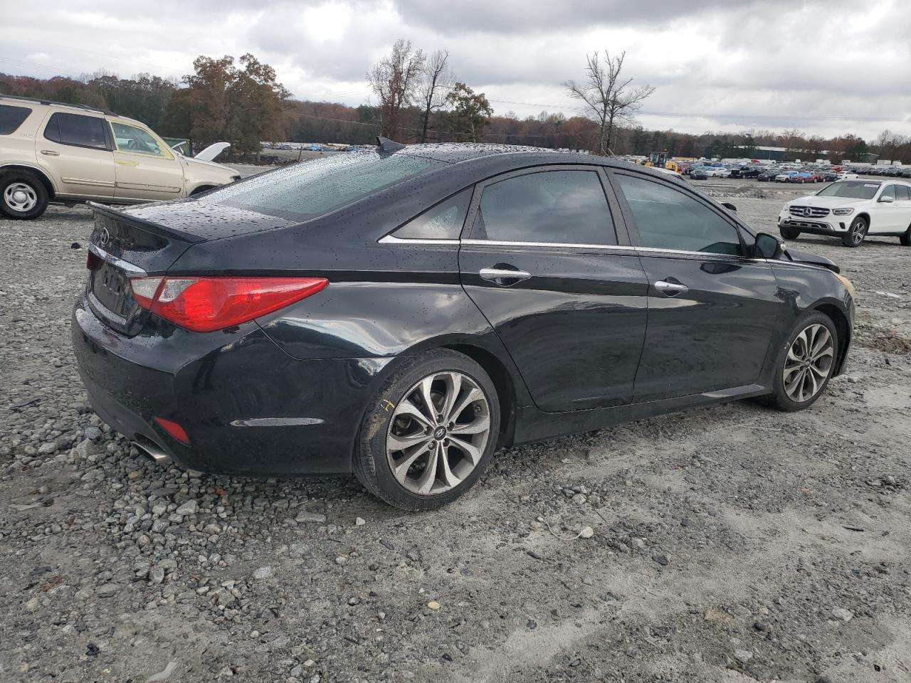2014 Hyundai Sonata - Image 3