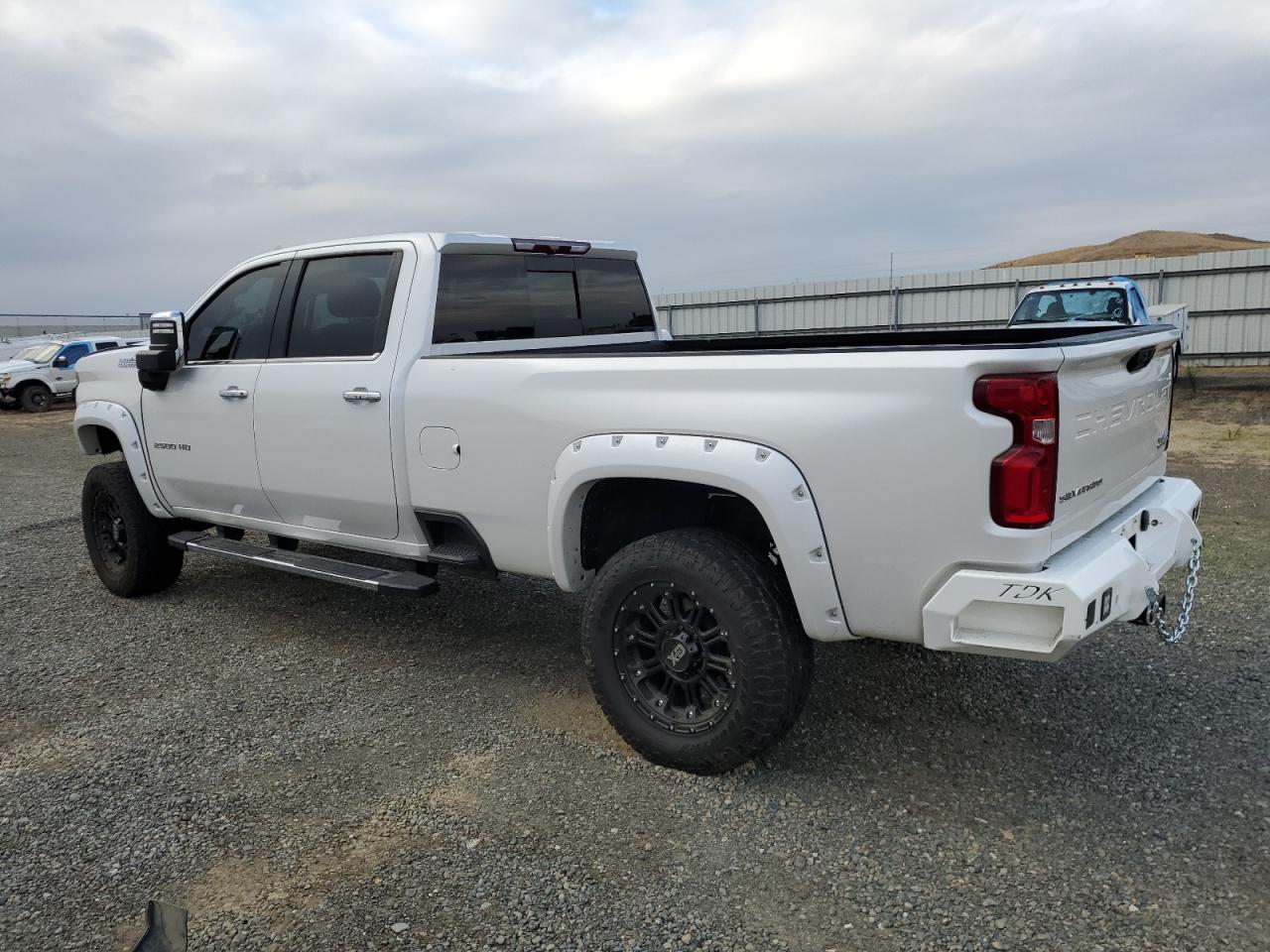 2022 Chevrolet Silverado - Image 2