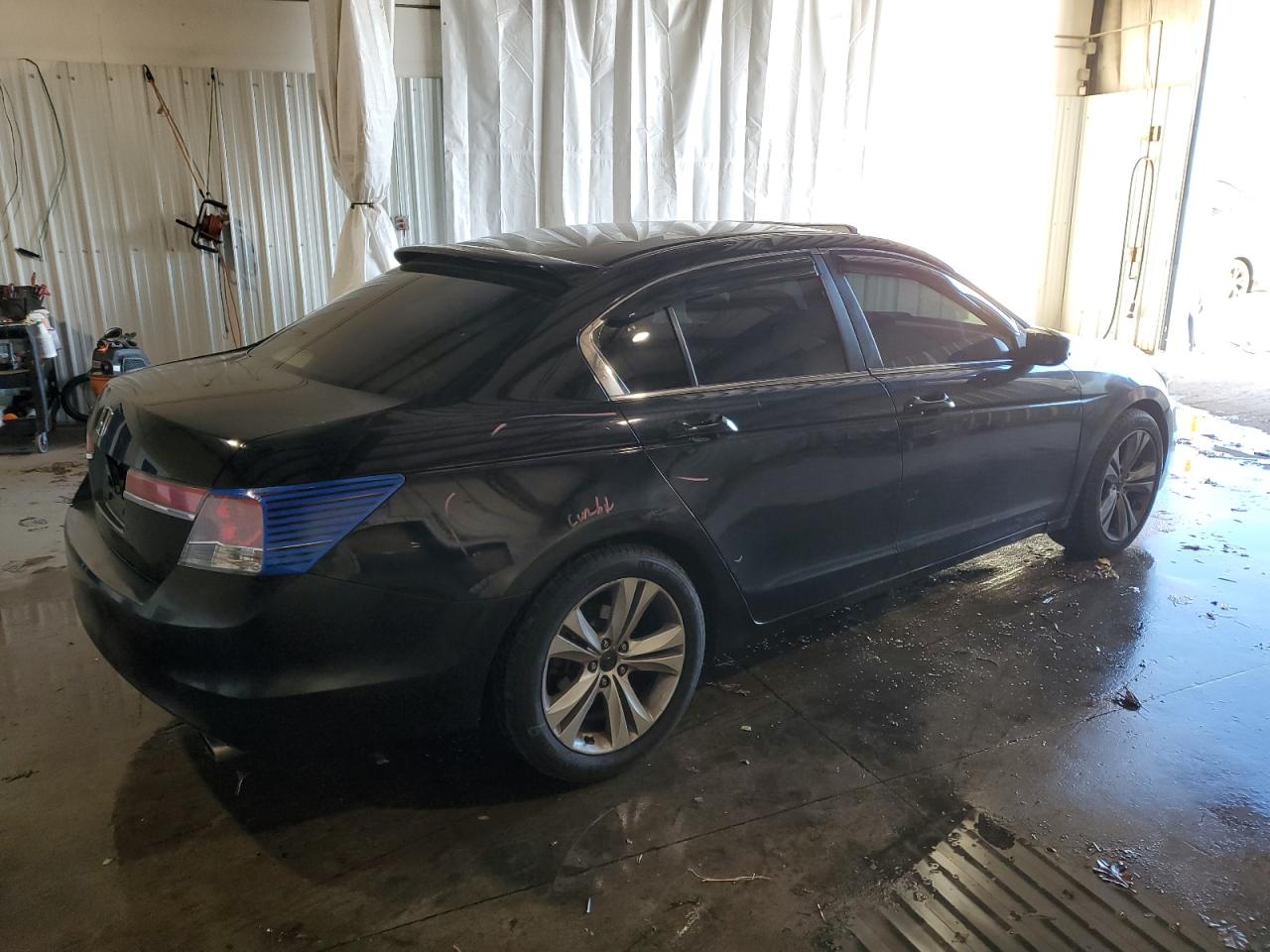 2011 Honda Accord - Image 3