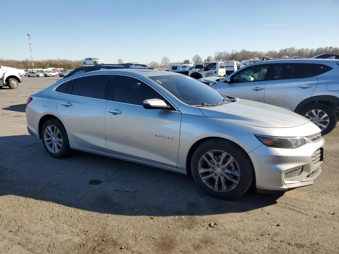 2018 Chevrolet Malibu - Image 4