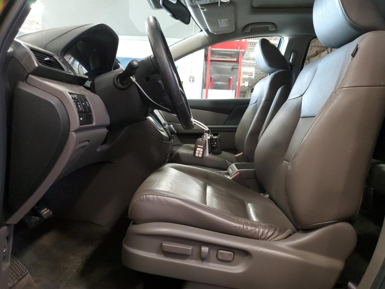 2014 Honda Odyssey - Image 7