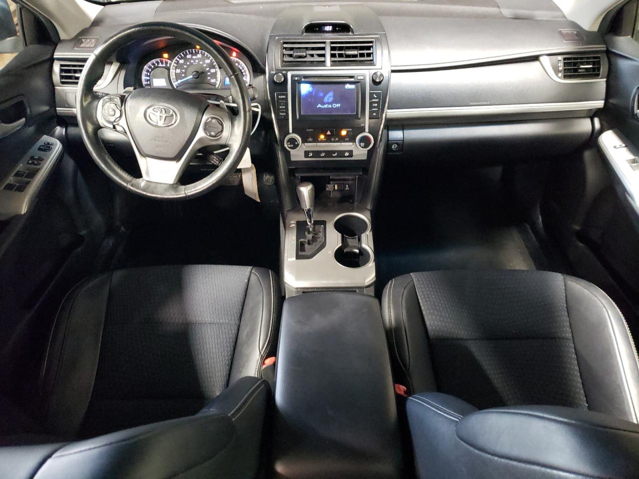 2014 Toyota Camry - Image 8