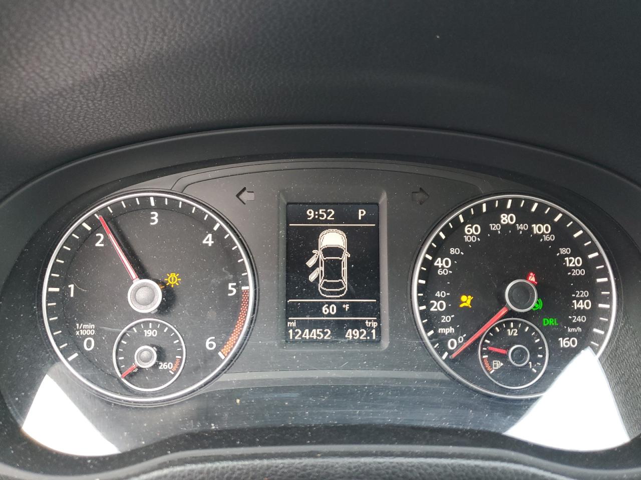 2014 Volkswagen Passat - Image 9