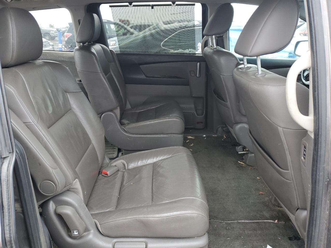 2012 Honda Odyssey - Image 12