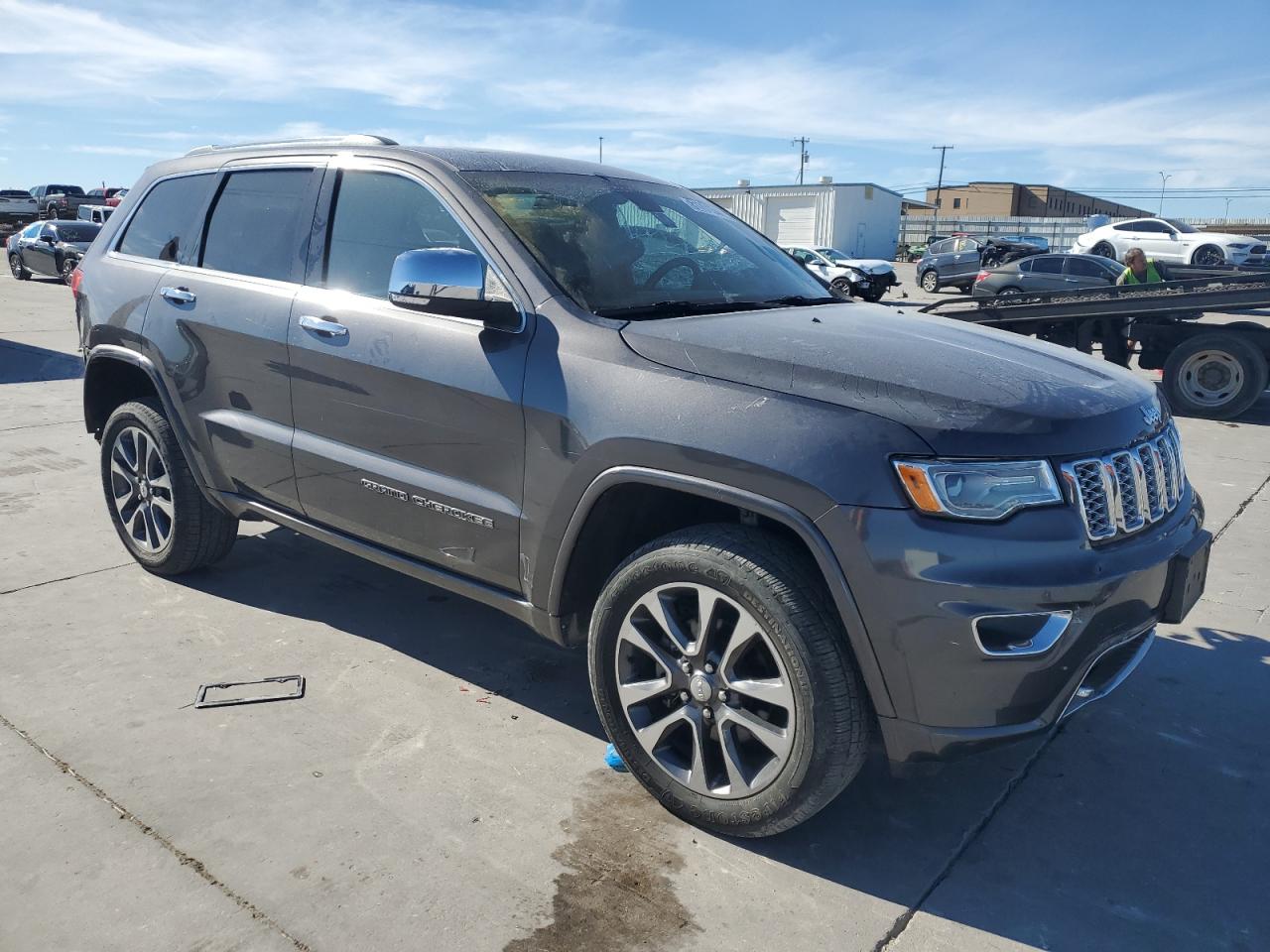 2017 Jeep Grand Cherokee - Image 4