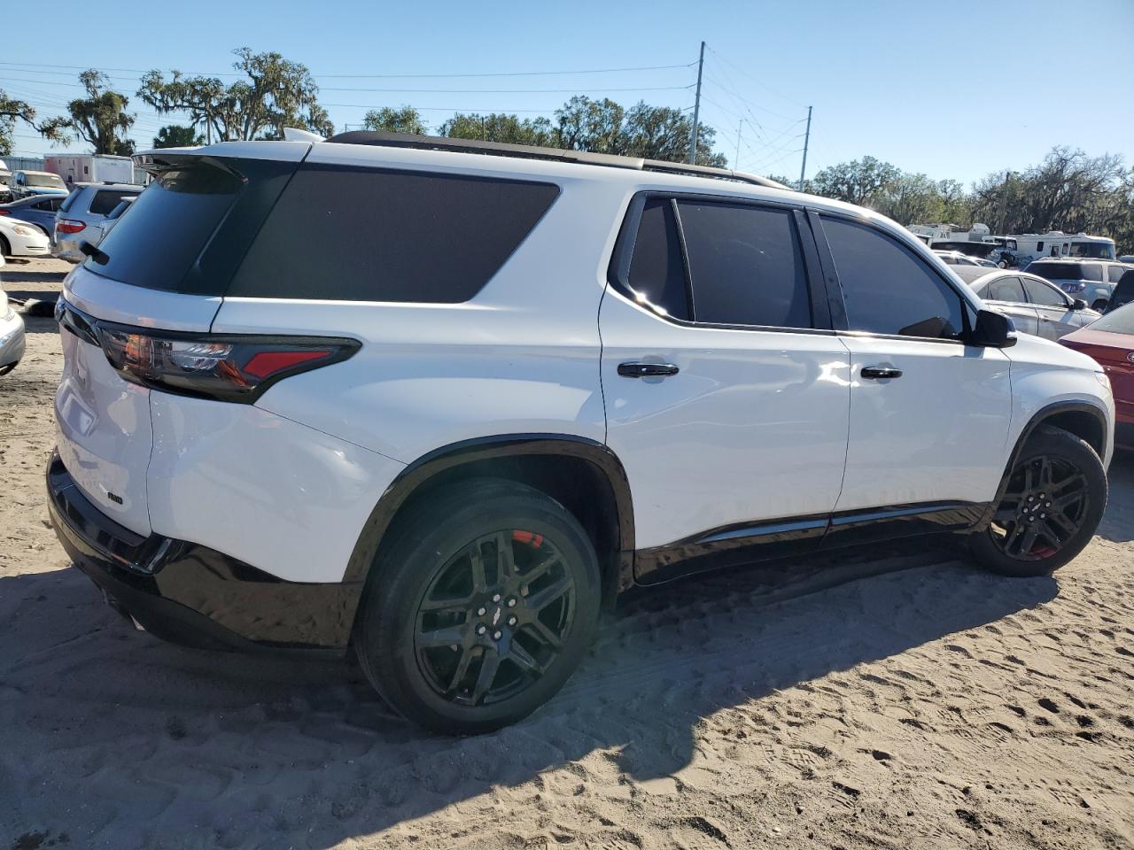 2018 Chevrolet Traverse - Image 3
