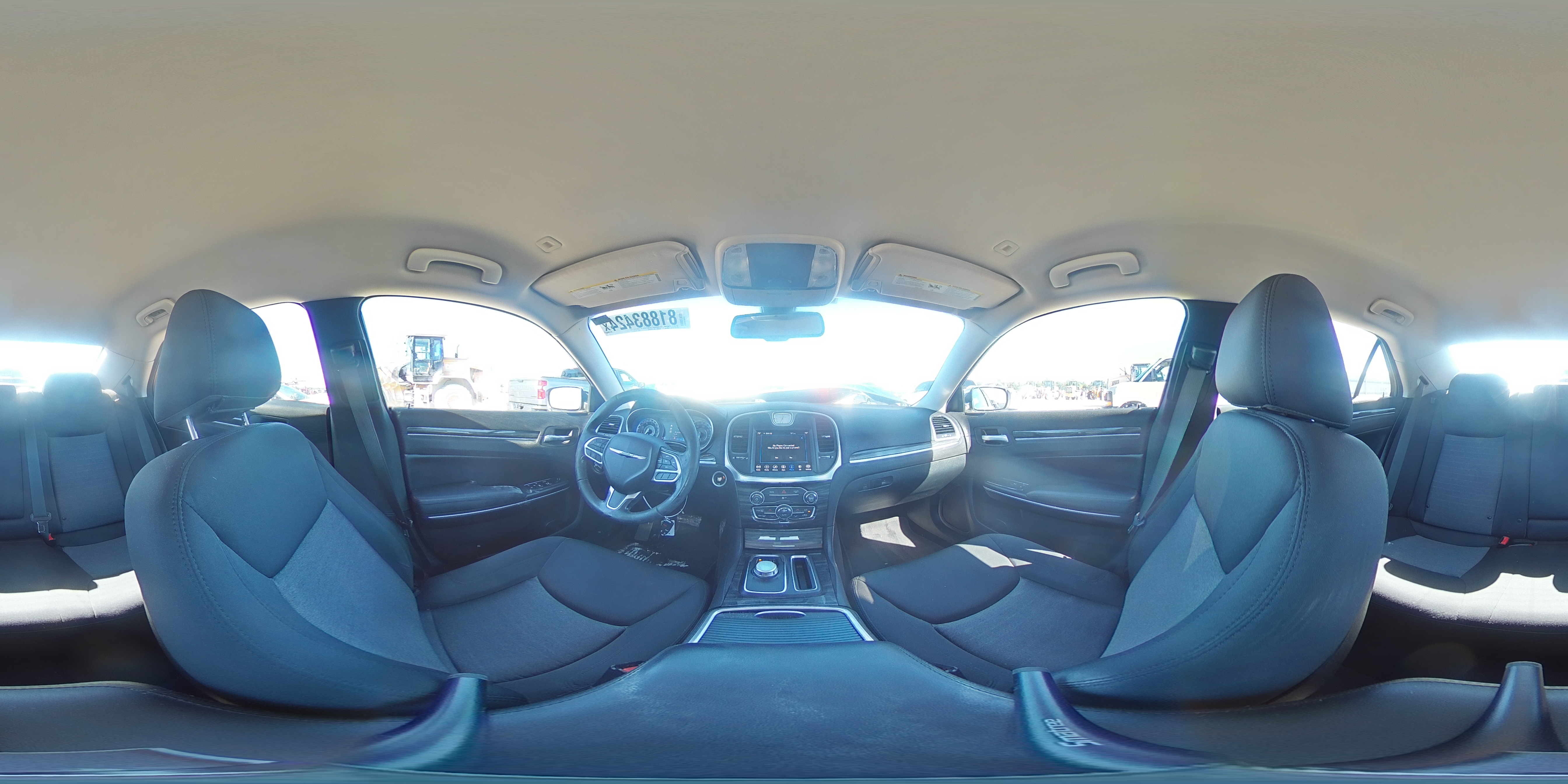 2018 Chrysler 300 - Image 14