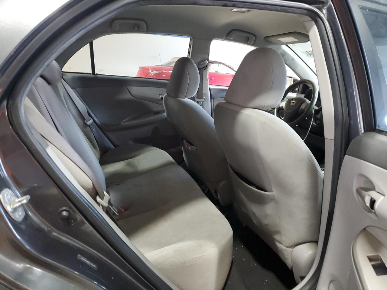 2010 Toyota Corolla - Image 10