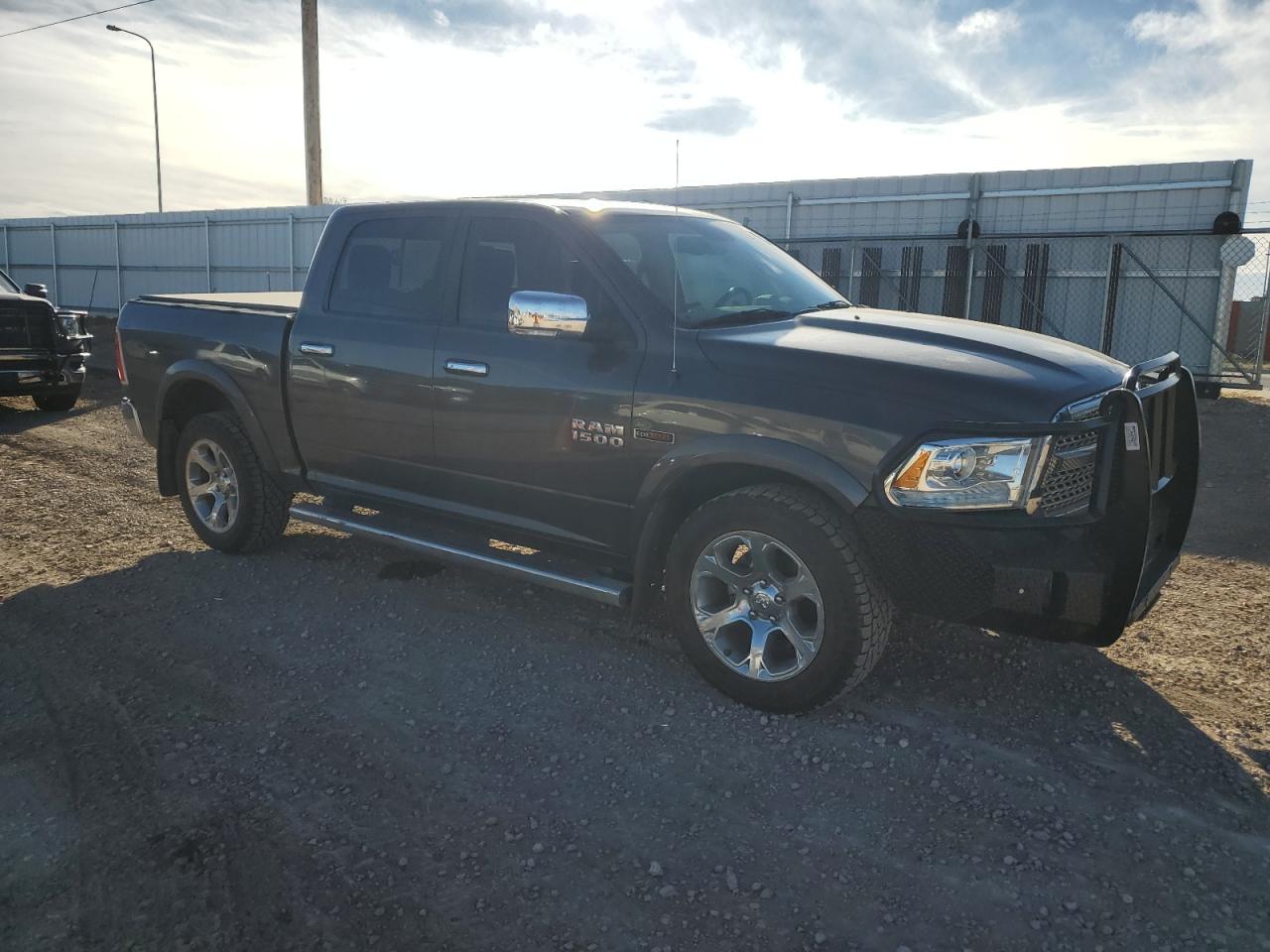 2017 RAM 1500 - Image 4