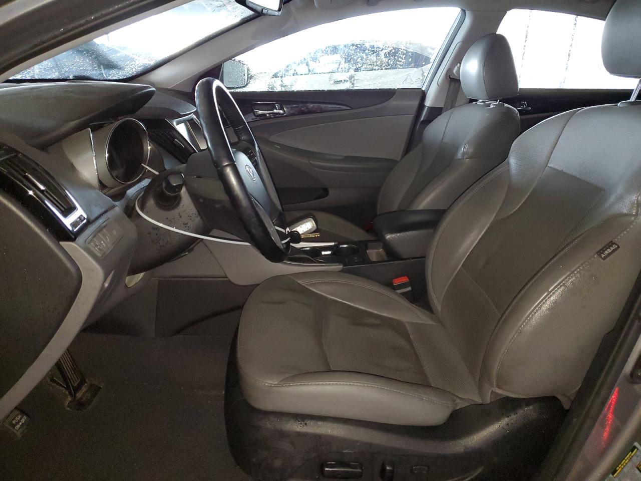 2014 Hyundai Sonata - Image 7