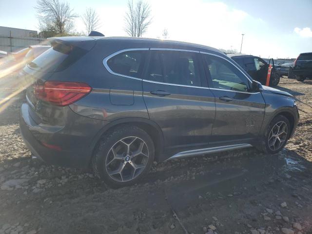  BMW X1 2016 Серый