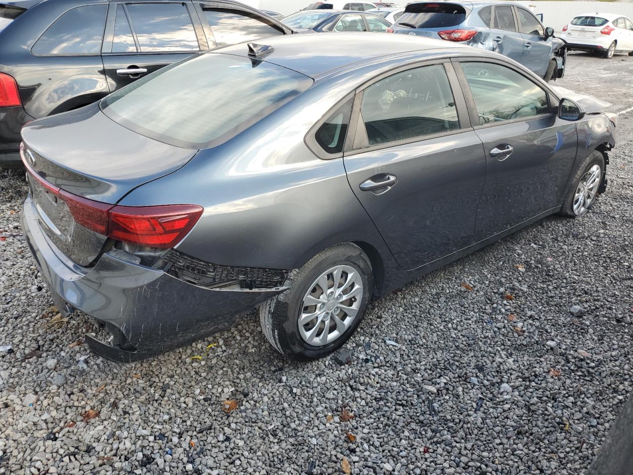 2019 Kia Forte - Image 3