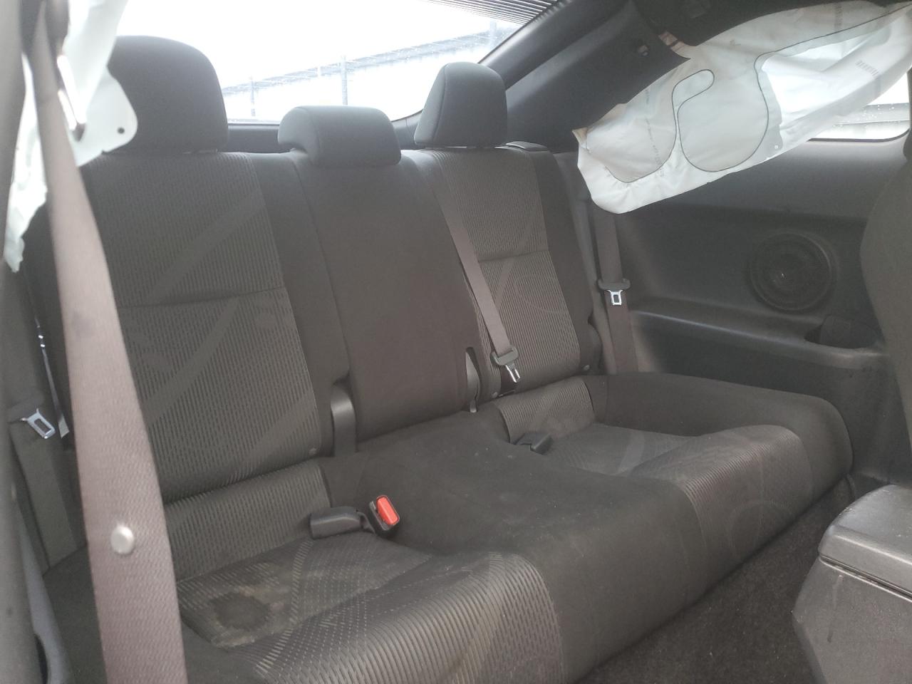 2011 Scion tC - Image 10