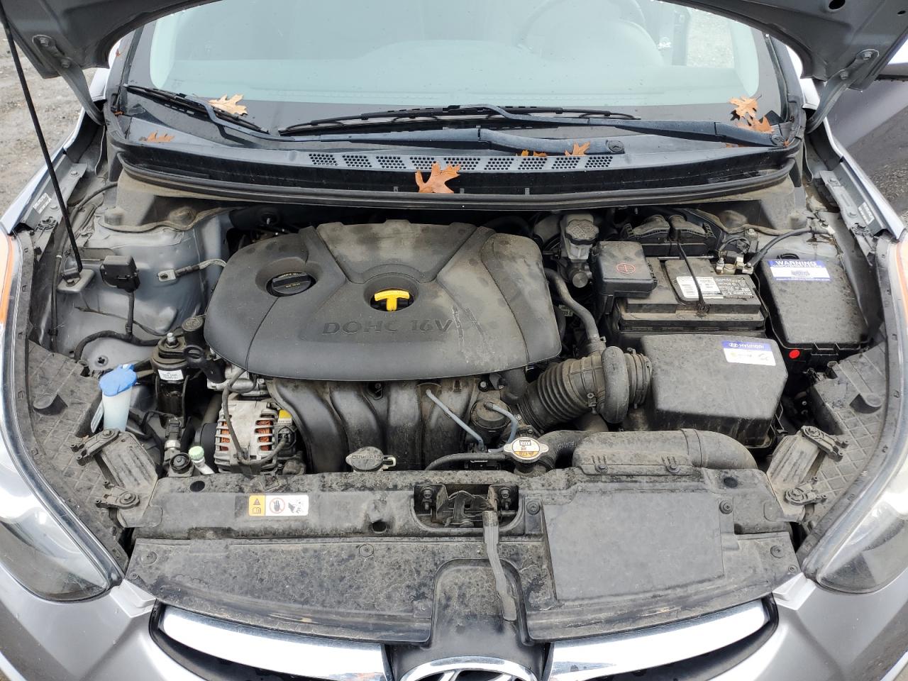 2013 Hyundai Elantra - Image 11