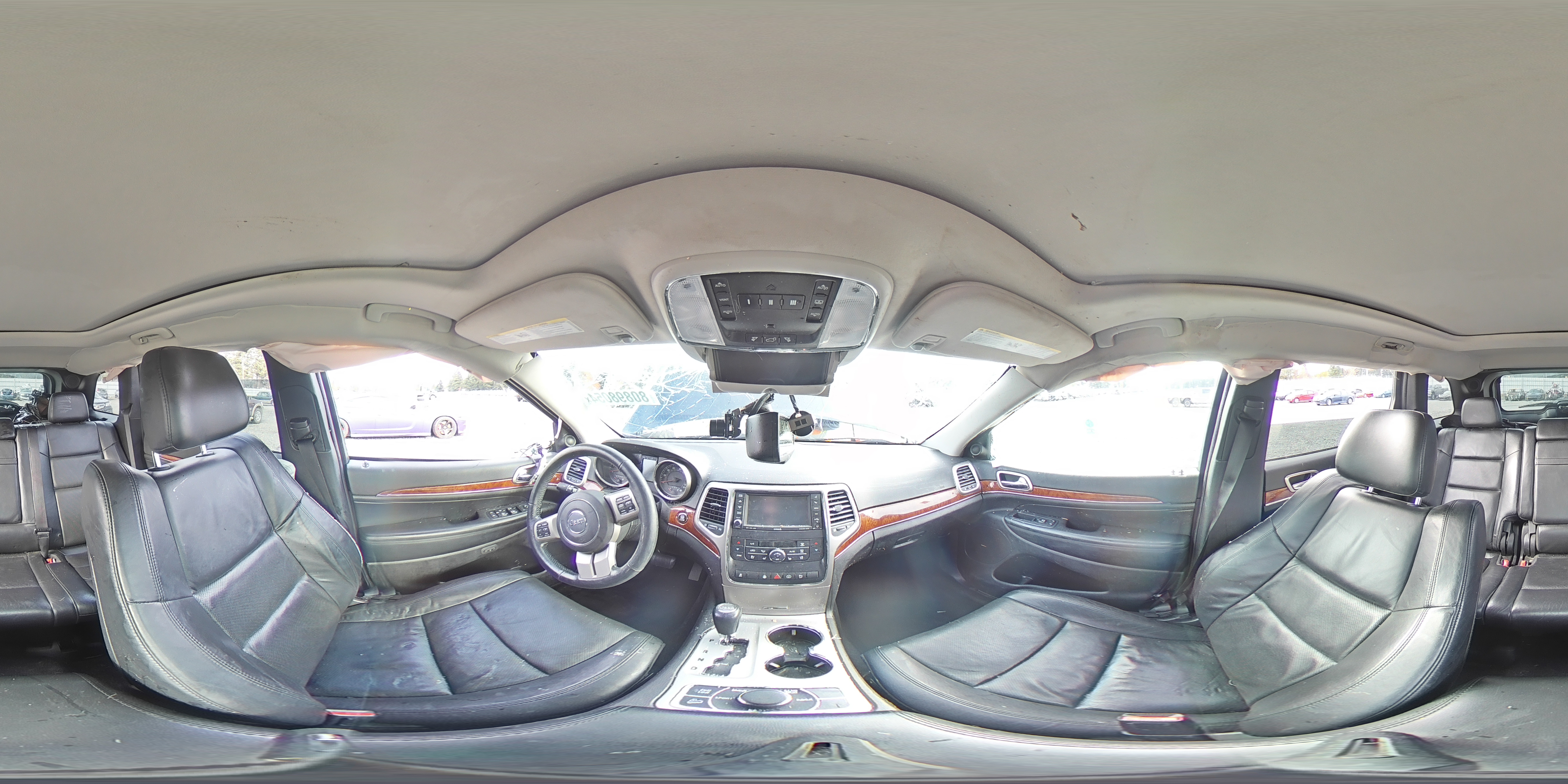 2013 Jeep Grand Cherokee - Image 14