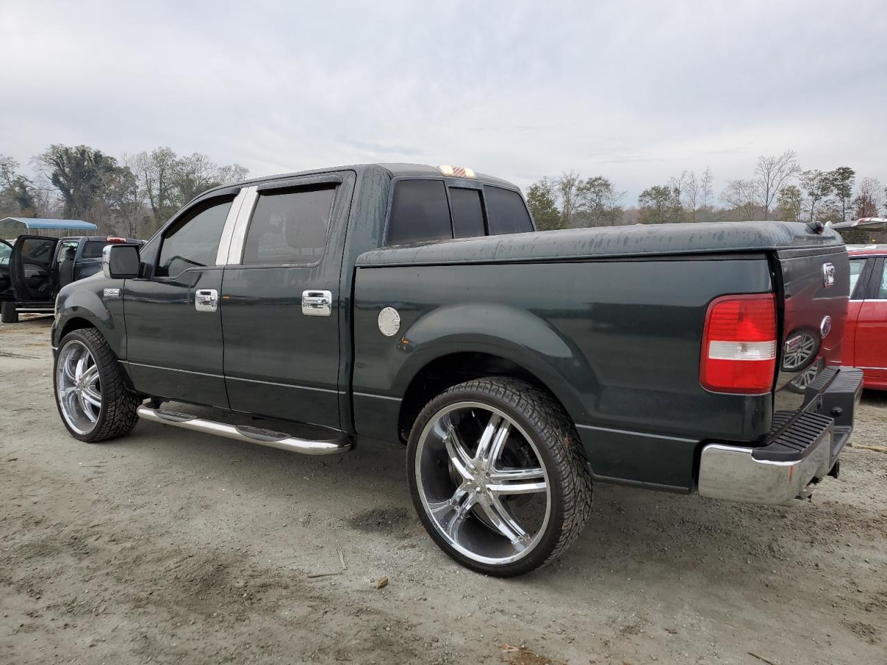 2005 Ford F-150 - Image 2