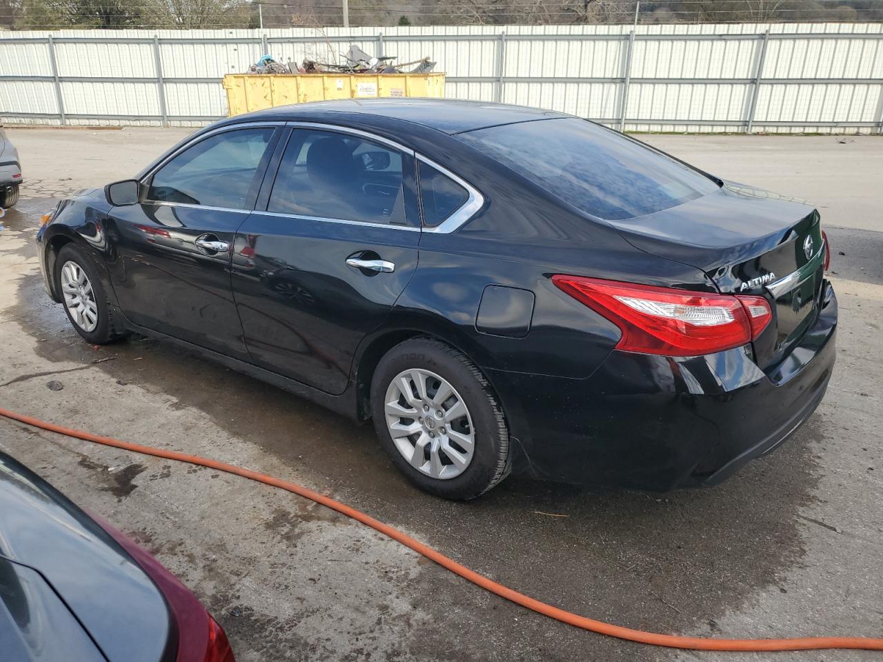 2017 Nissan Altima - Image 2