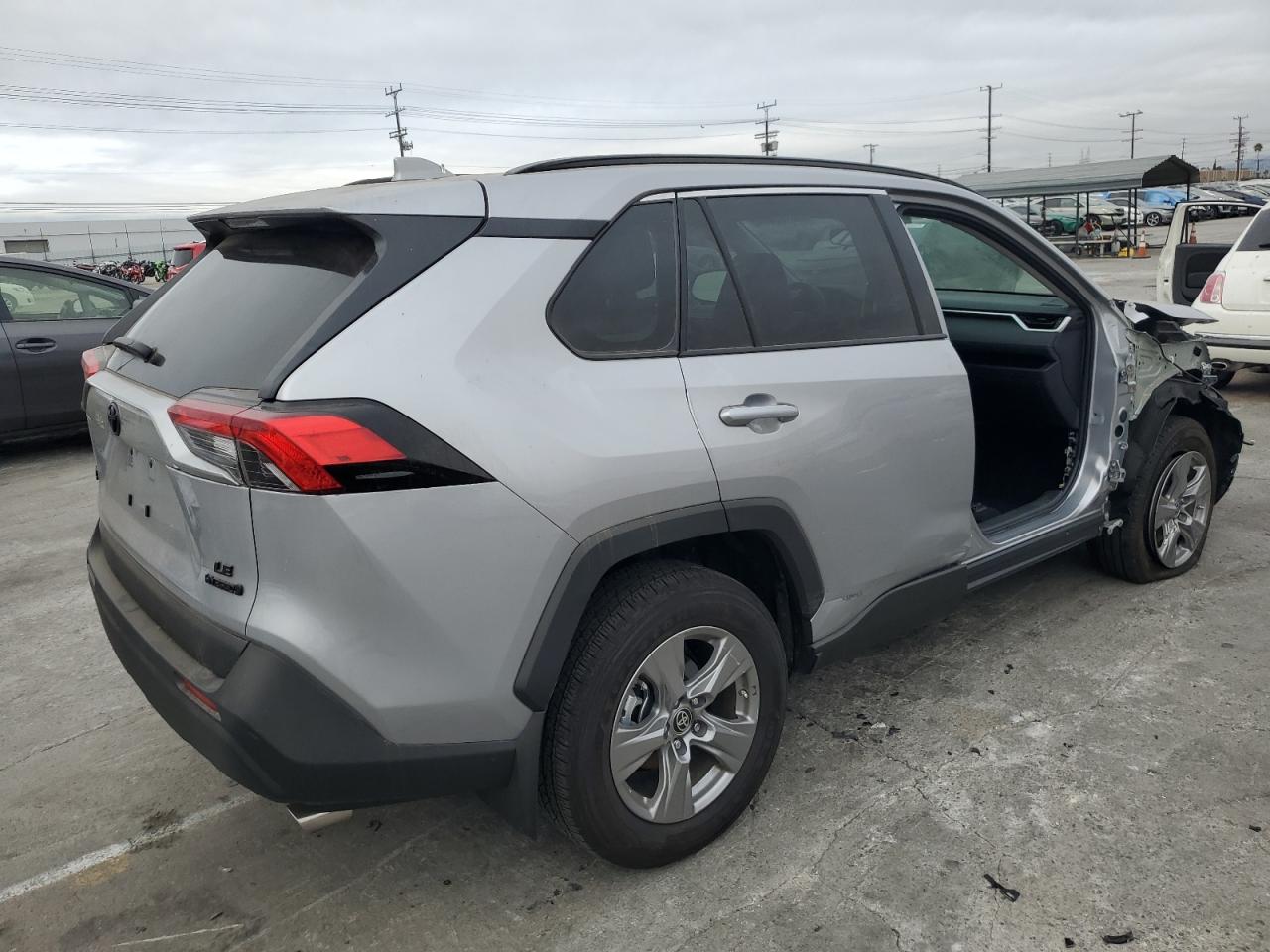 2024 Toyota RAV 4 - Image 3