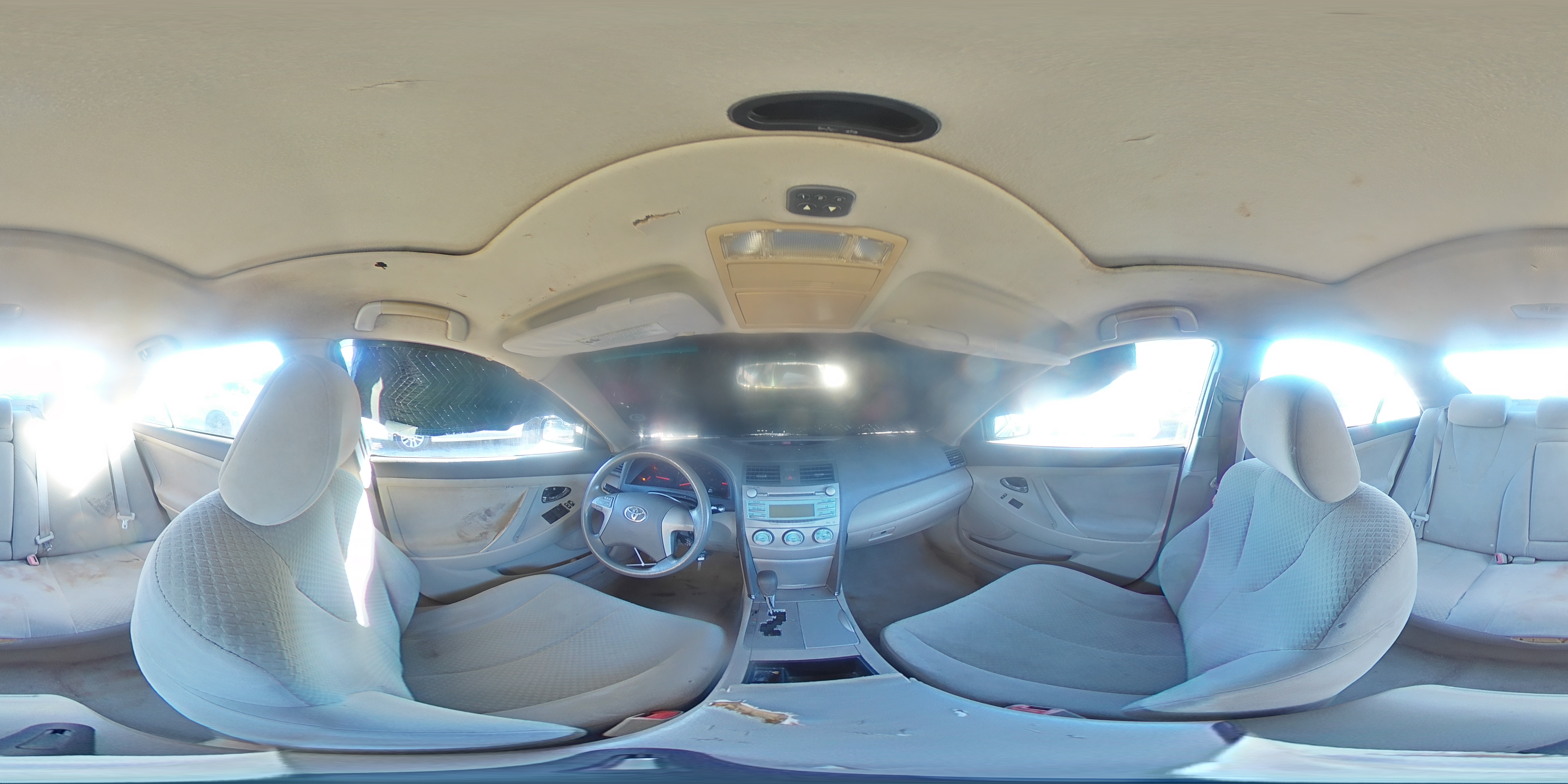 2009 Toyota Camry - Image 13