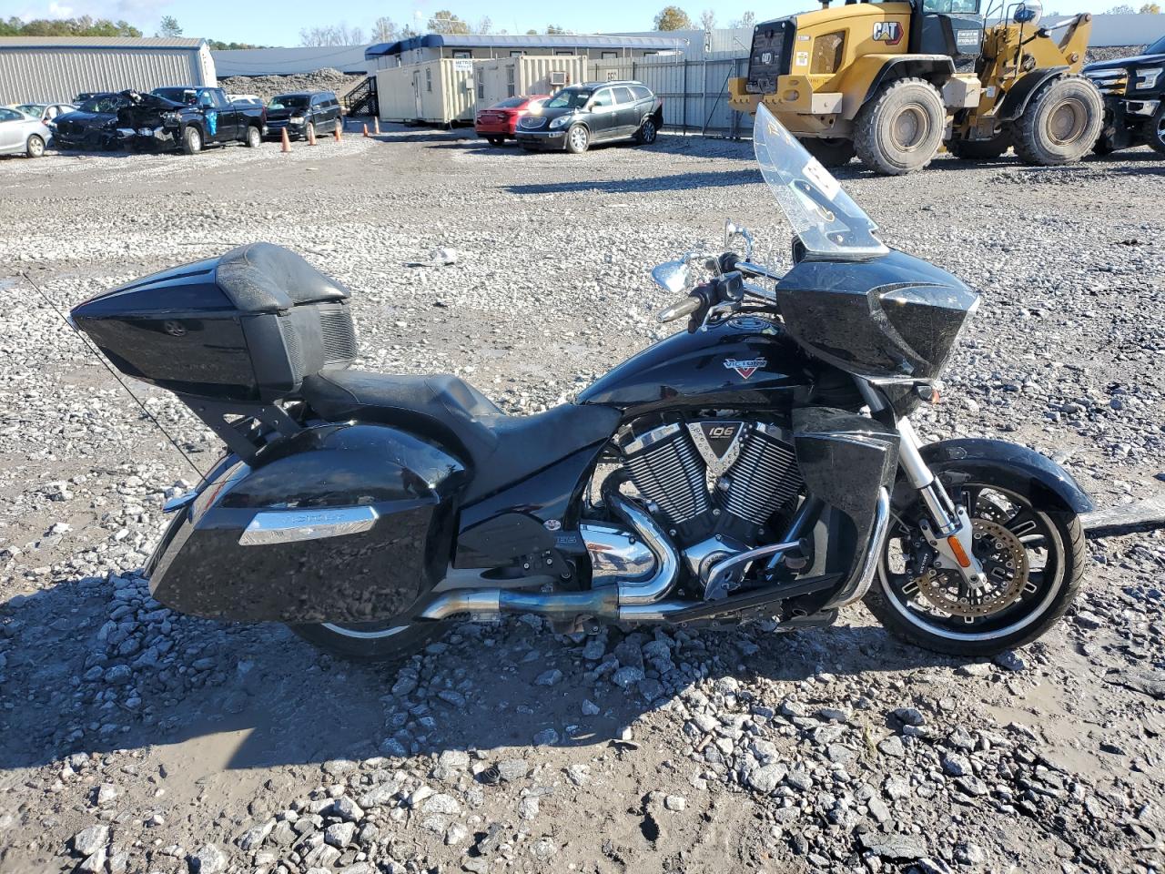 2016 Victory Motorcycles Cross Country Tour for Sale in Hueytown, AL - Front End