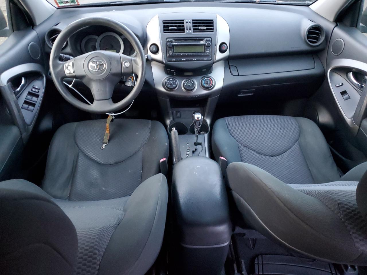 2012 Toyota RAV 4 - Image 8