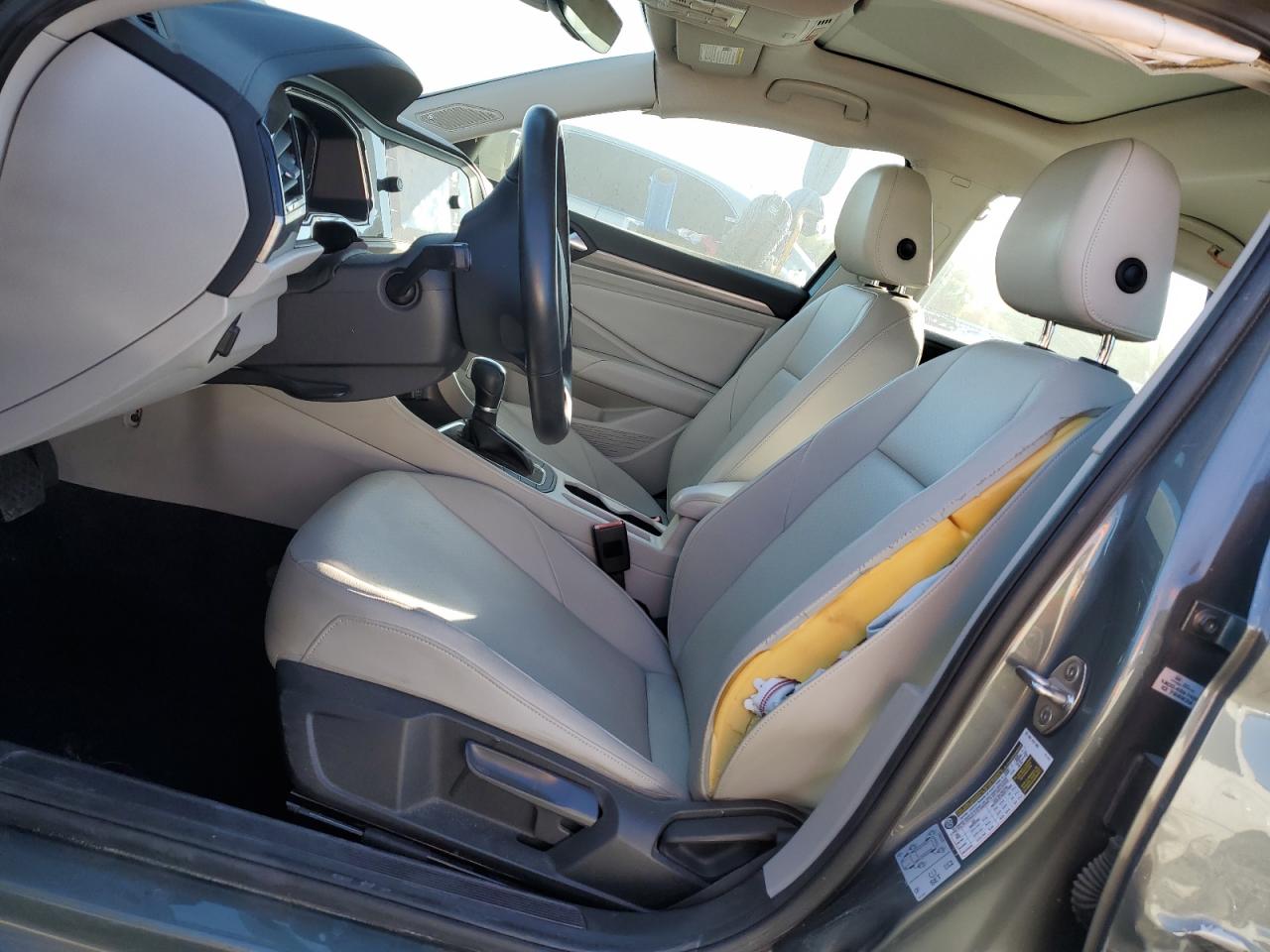 2019 Volkswagen Jetta - Image 7