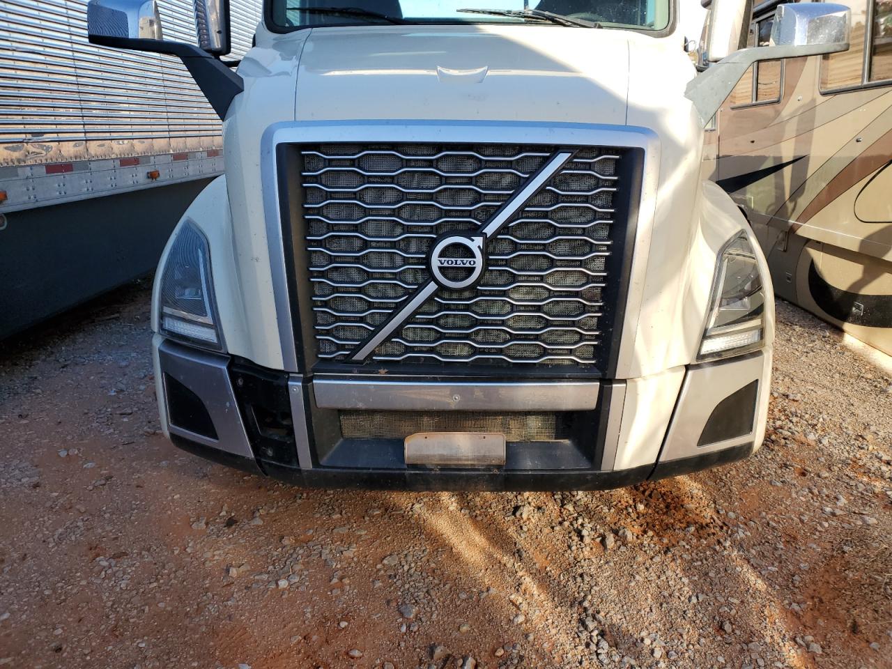 2018 Volvo Vn Vnl VIN: 4V4NC9EG2JN901290 Lot: 79392404