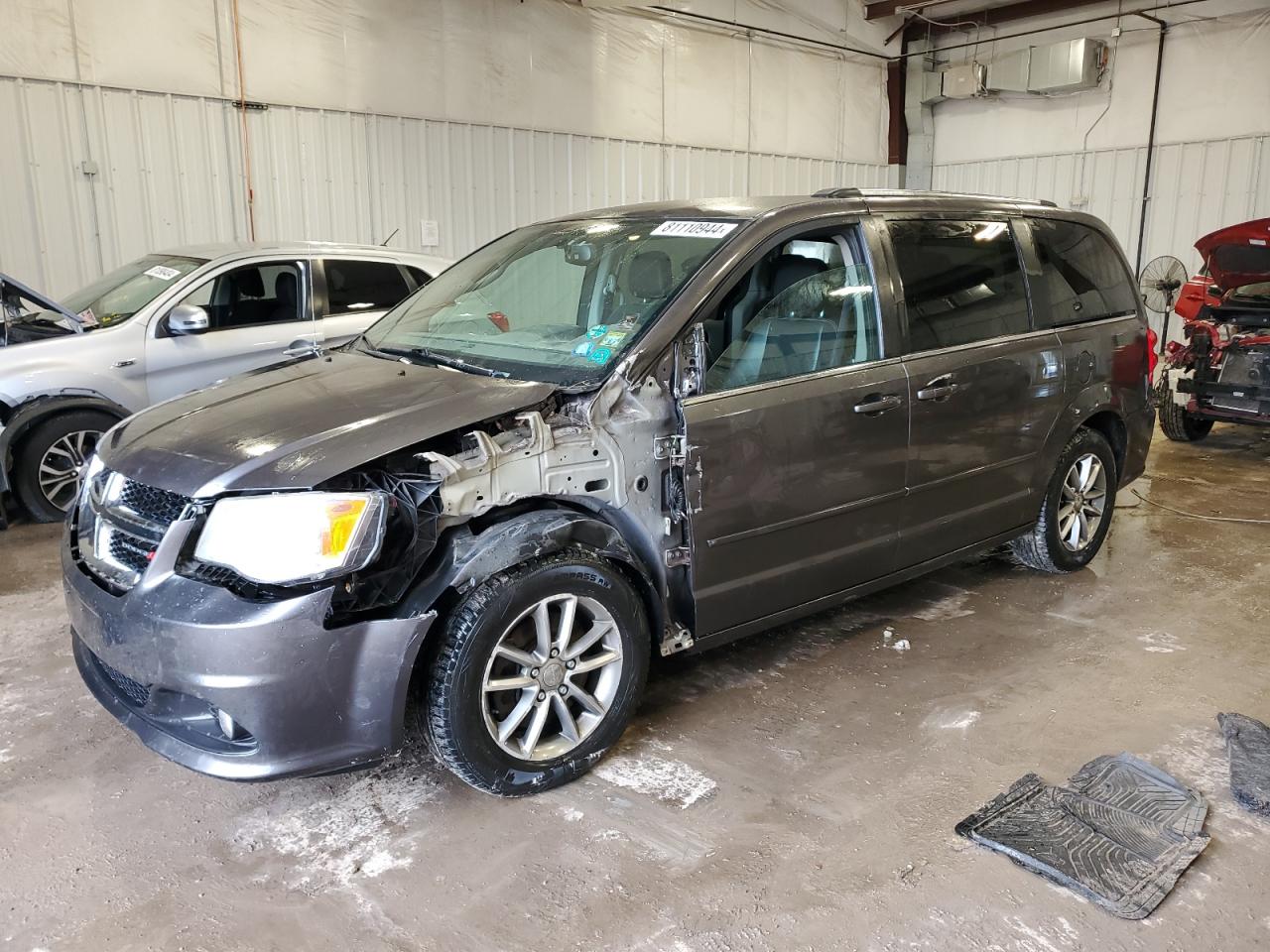 VIN 2C4RDGCG3FR688314 2015 DODGE CARAVAN no.1