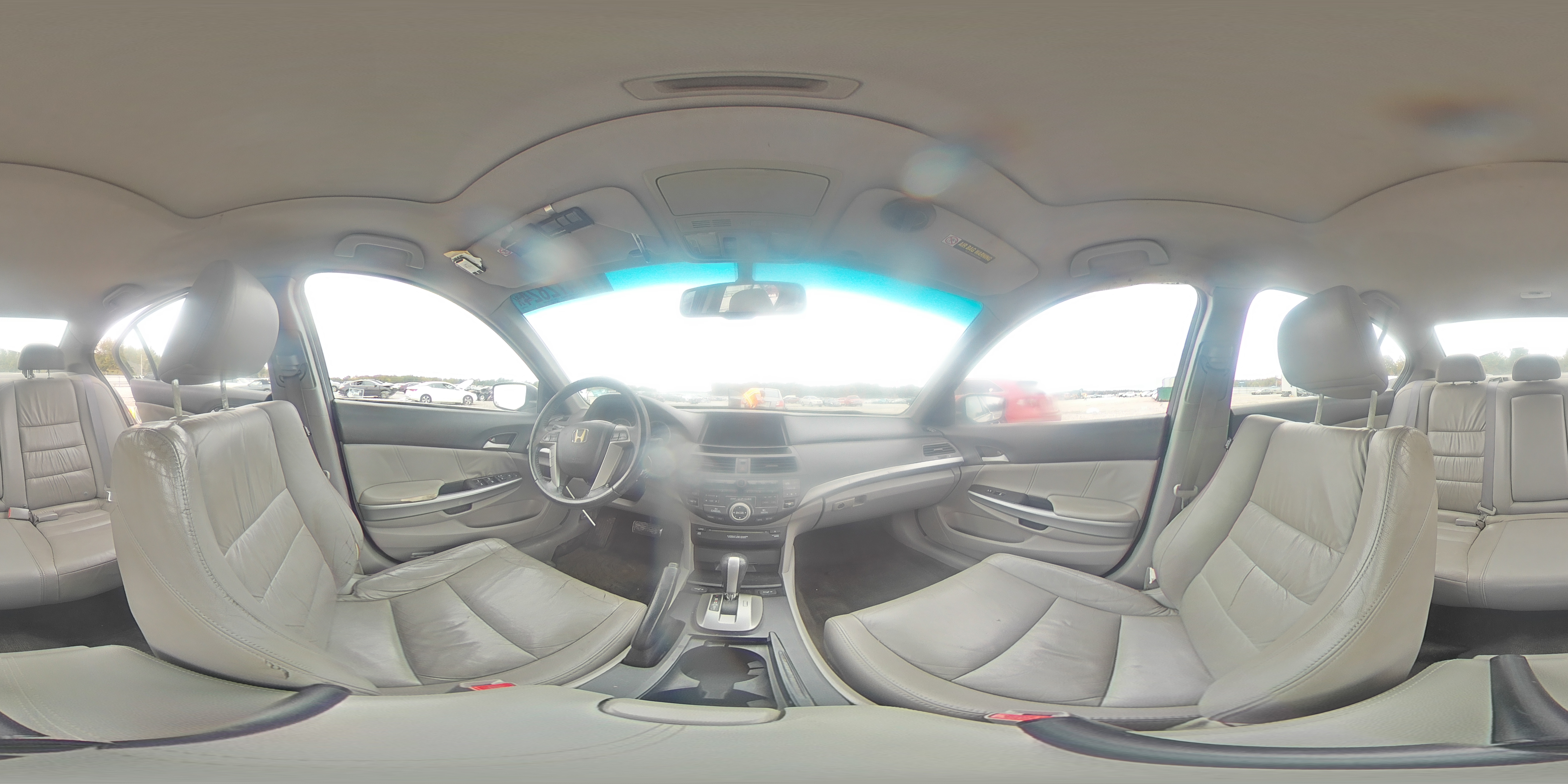 2010 Honda Accord - Image 12