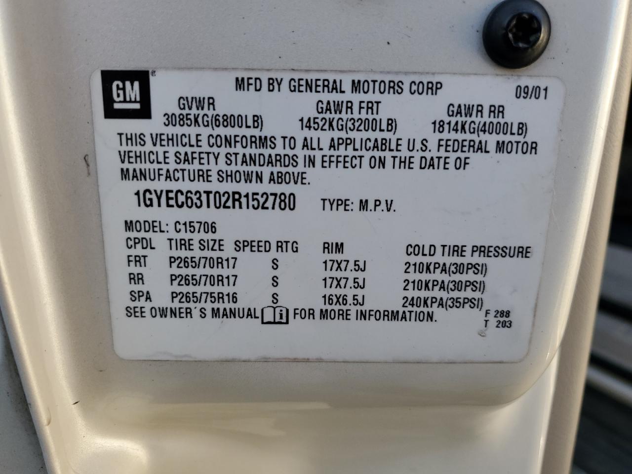 2002 Cadillac Escalade - Image 12