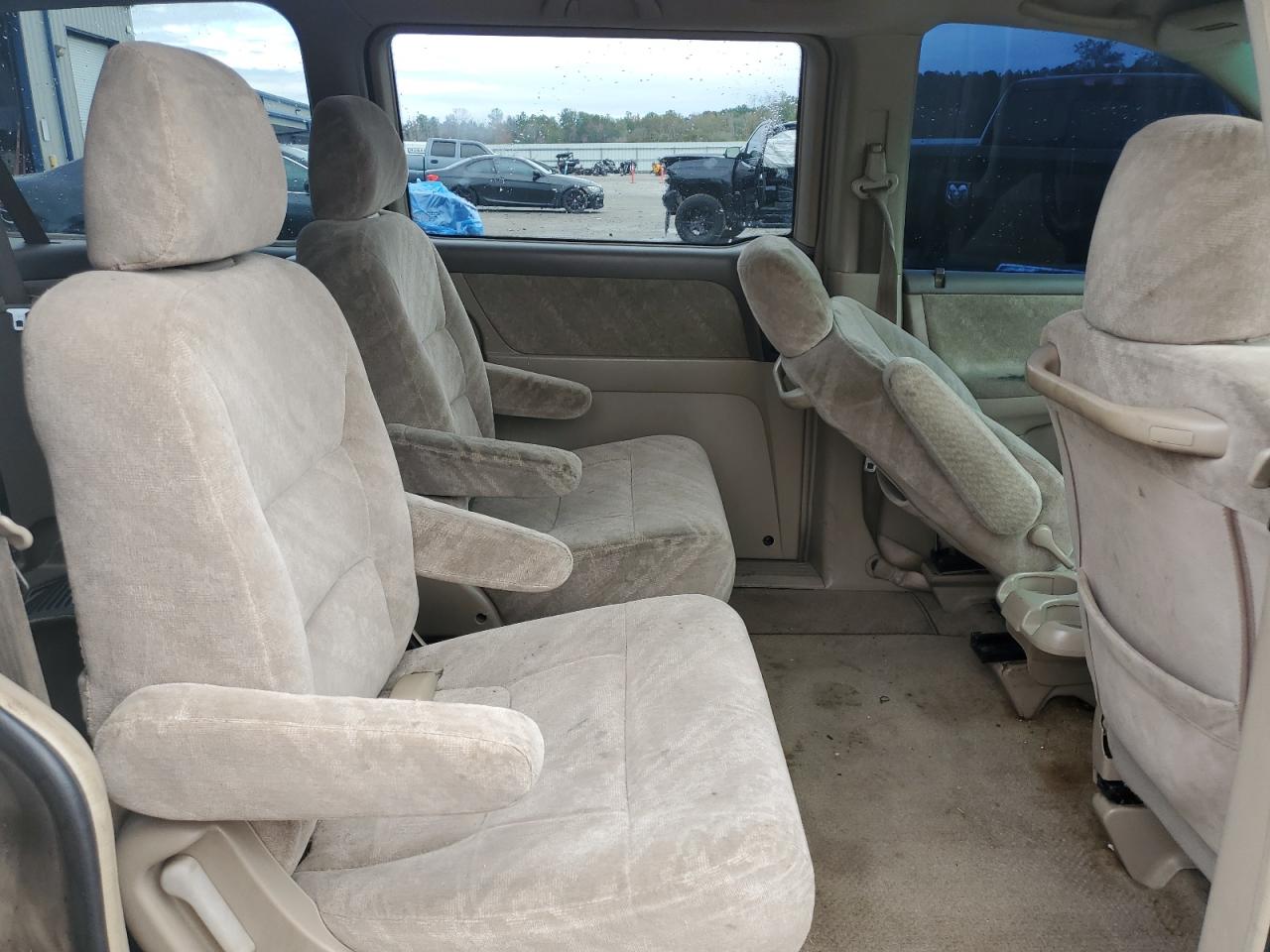 2002 Honda Odyssey - Image 11