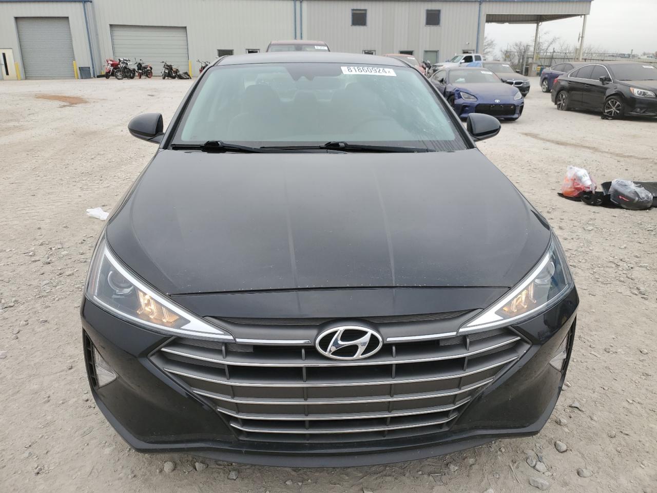2020 Hyundai Elantra - Image 5