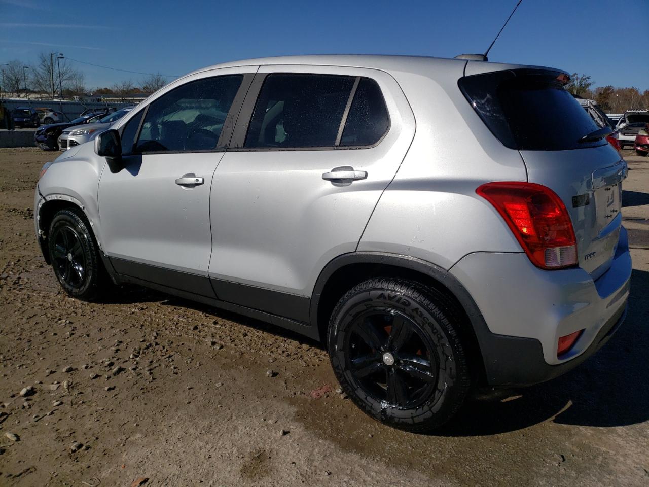 2019 Chevrolet Trax - Image 2
