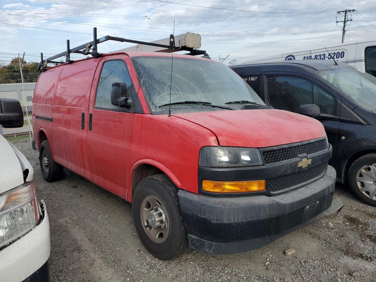 VIN 1GCZGGFG7K1213489 2019 CHEVROLET EXPRESS no.4