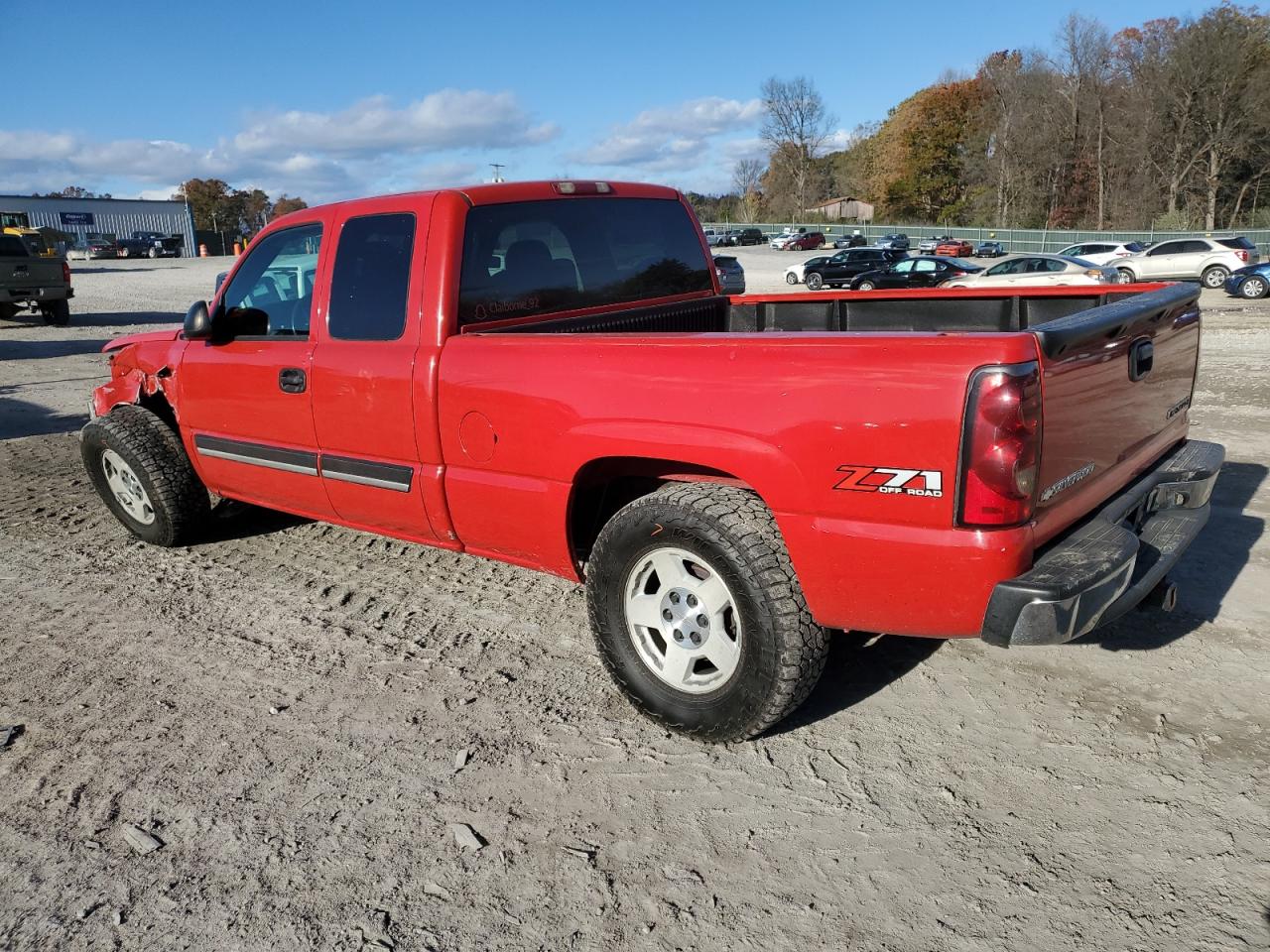 2005 Chevrolet Silverado - Image 2