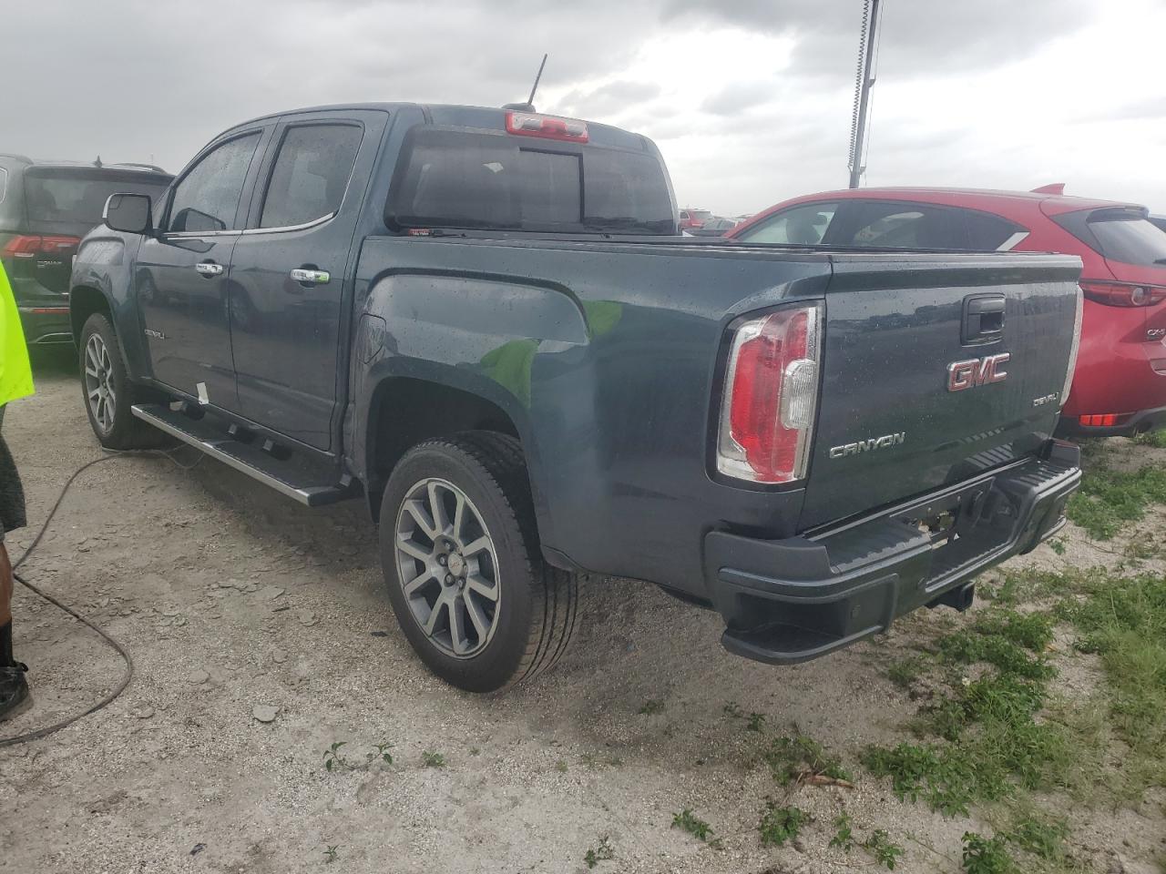2020 GMC Canyon - Image 2