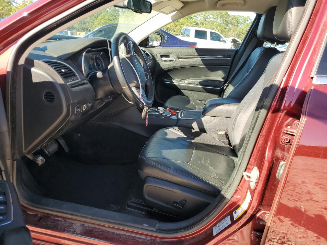 2015 Chrysler 300 - Image 7