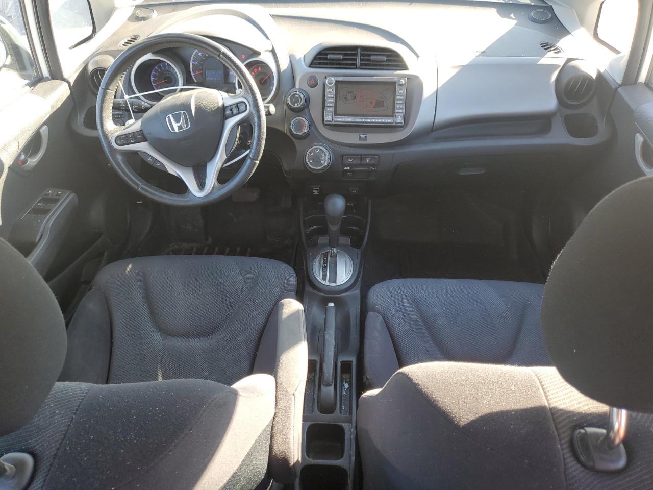 2011 Honda Fit - Image 8