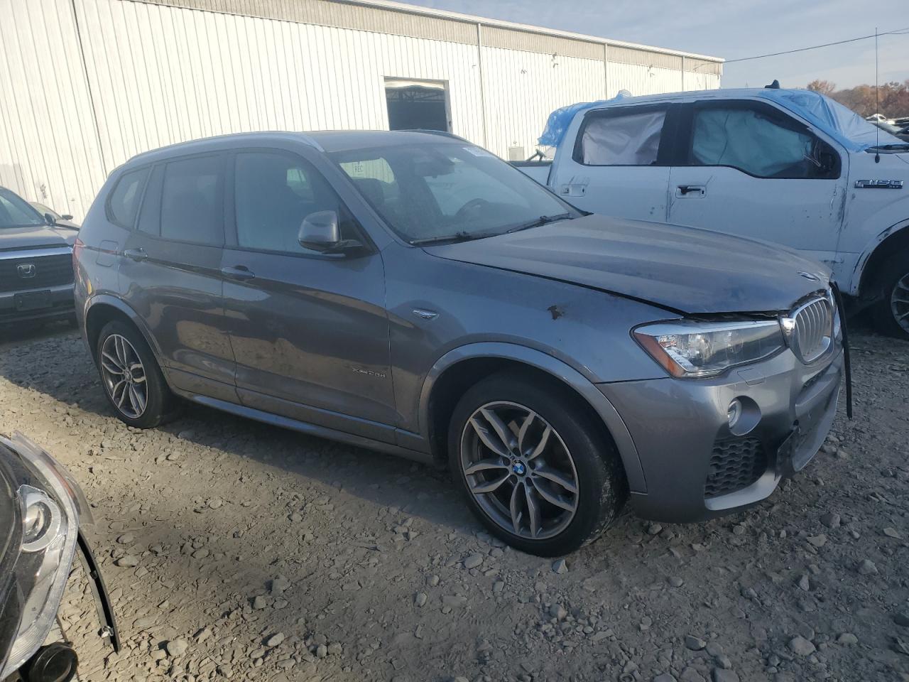 VIN 5UXWY3C59F0F83853 2015 BMW X3 no.4