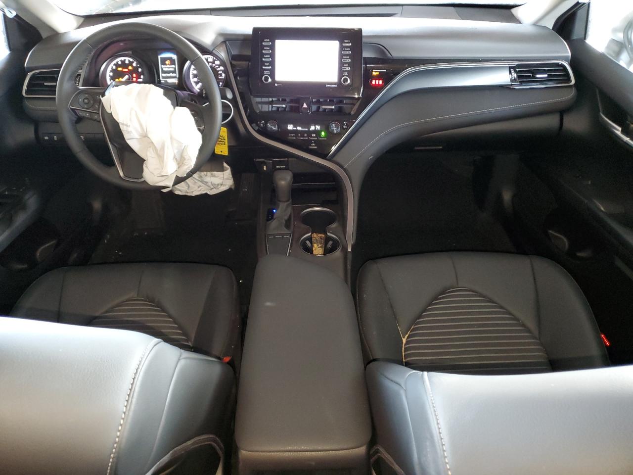 2023 Toyota Camry - Image 8