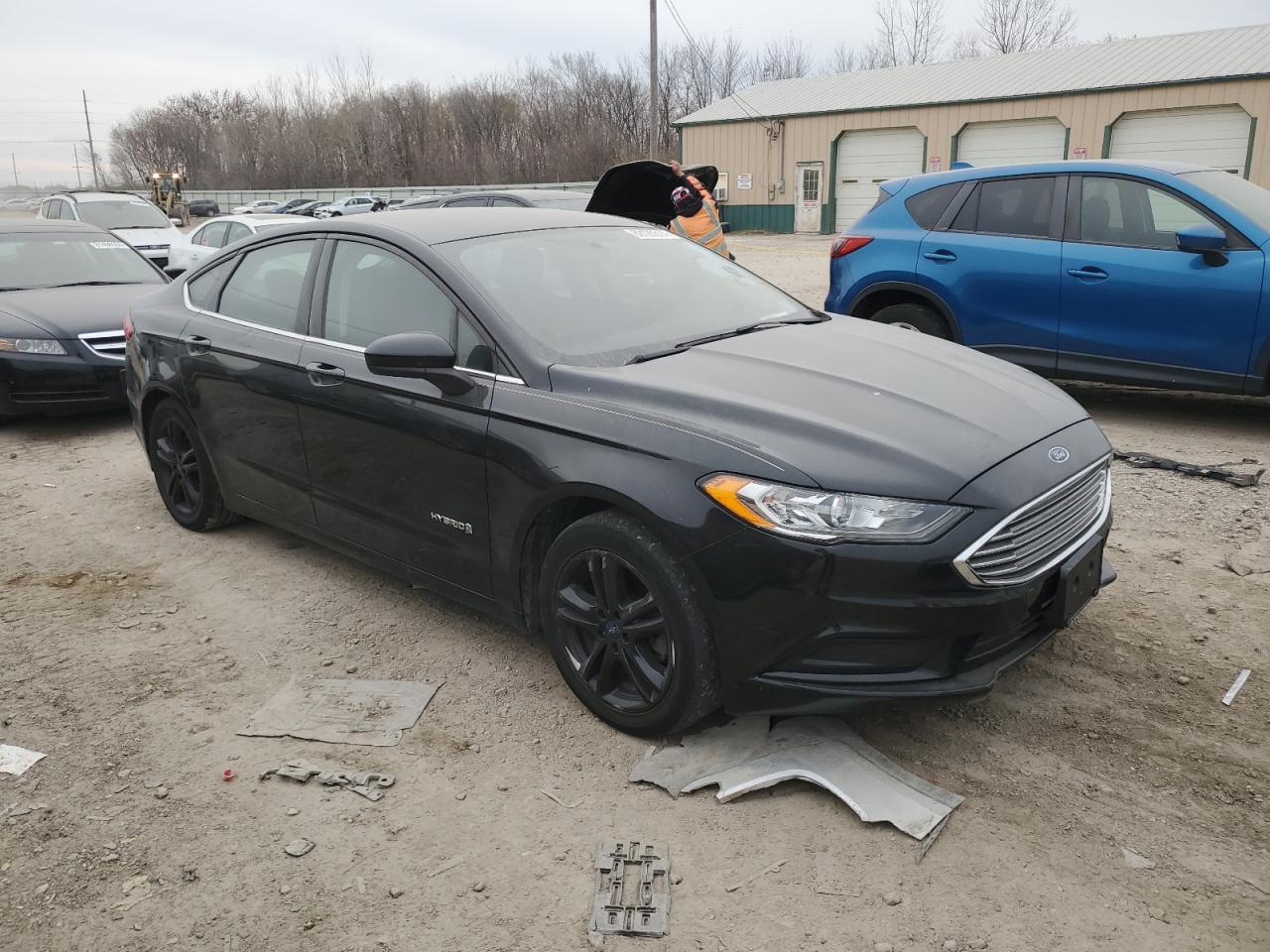 VIN 3FA6P0LU0JR207726 2018 FORD FUSION no.4