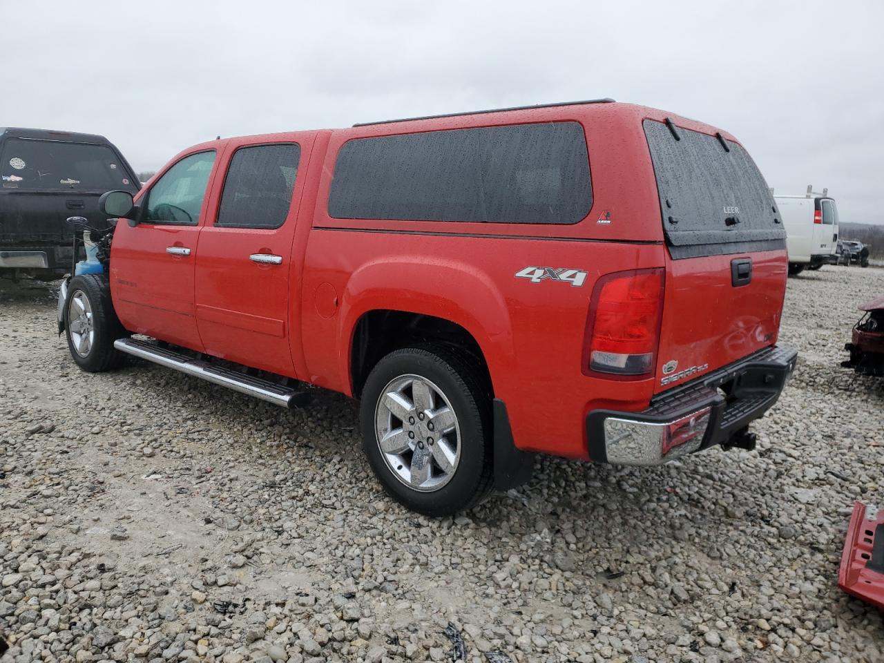 2013 GMC Sierra - Image 2