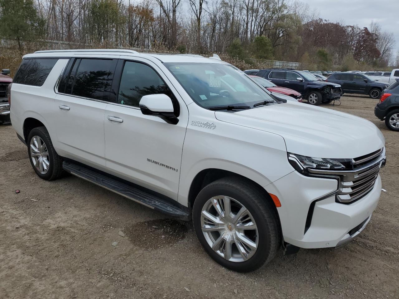 2021 Chevrolet Suburban - Image 4
