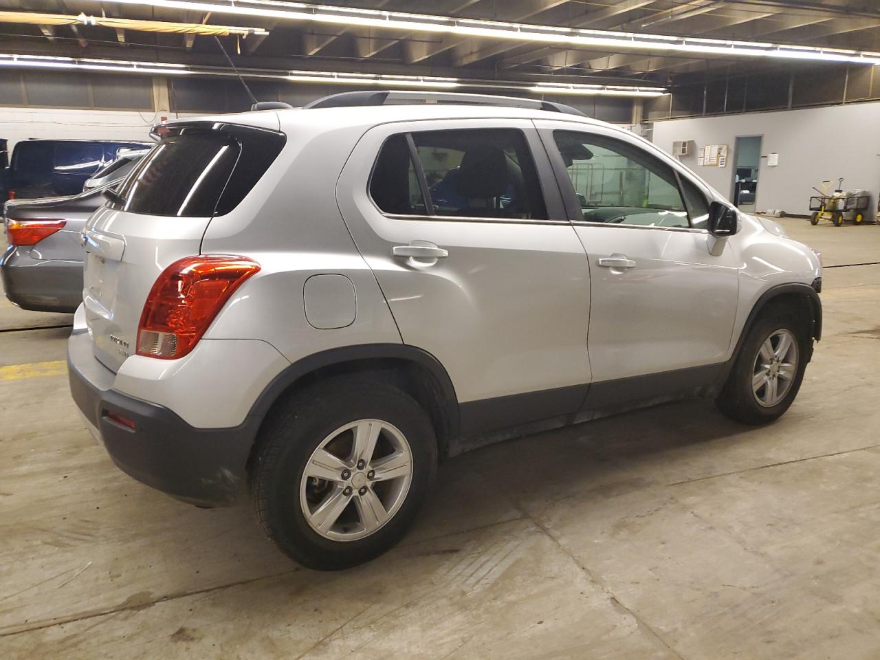 VIN 3GNCJPSB6GL268105 2016 CHEVROLET TRAX no.3