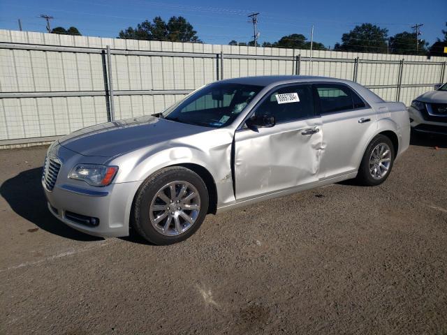 Sedans CHRYSLER 300 2012 Srebrny