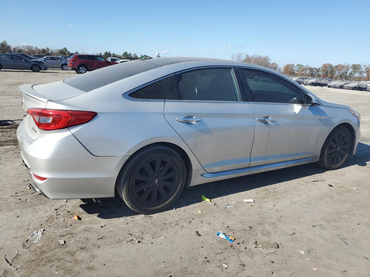 2016 Hyundai Sonata - Image 3