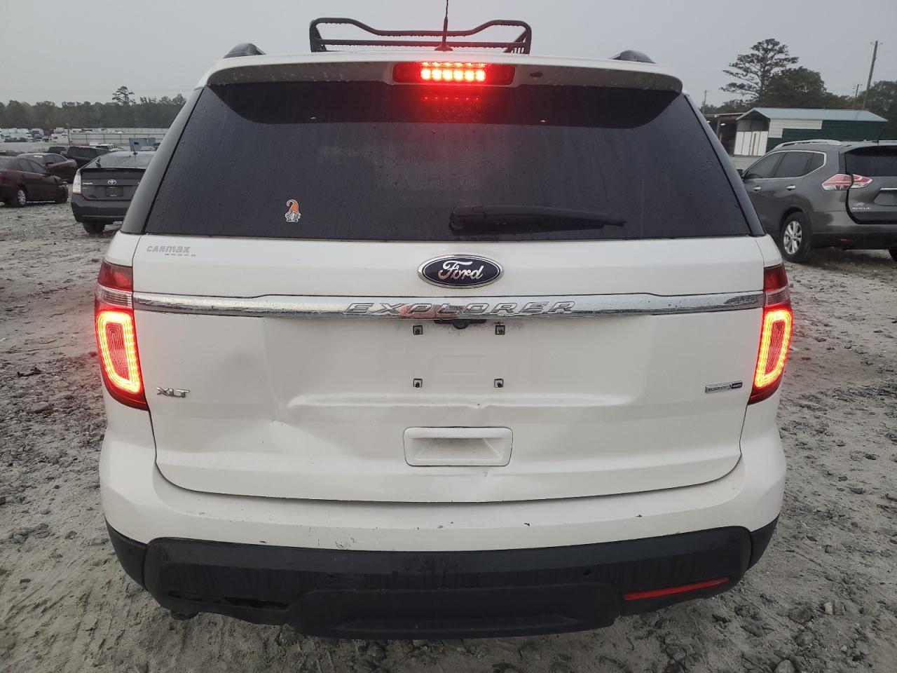 2015 Ford Explorer - Image 6