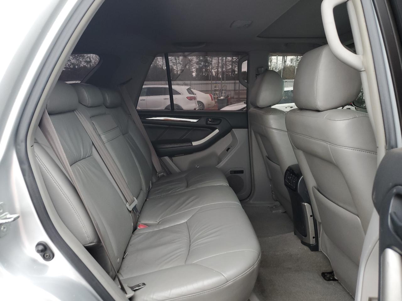 2009 Toyota 4Runner - Image 11